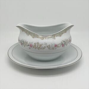 Vintage 1950s Meito China Gravy Boat with Attached Under Plate Kenwood Pattern